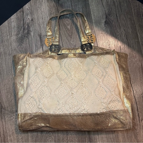 TORY BURCH Tote Bag Cable Knit METALLIC GOLD TRIM Wool Silk Lining Horse READ! - Picture 3 of 16